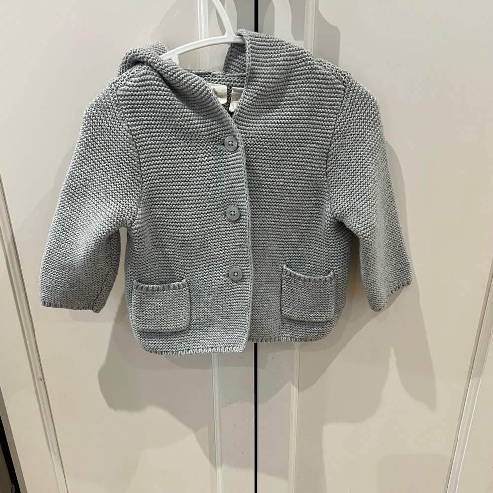 Baby gap Gray Knit sweater 6-12m